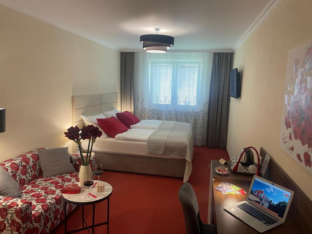 Hotel Garni Expo Banska Bystrica Exterior photo